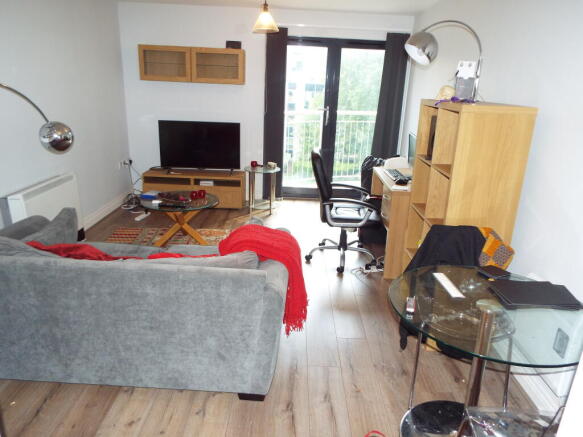 Photo 3