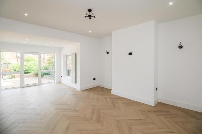 3 bed End of Terrace for sale Image 4