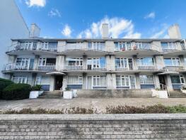 Flat 6, 91 95 Valentine Court, South Street, Eastbourne BN21 4LD