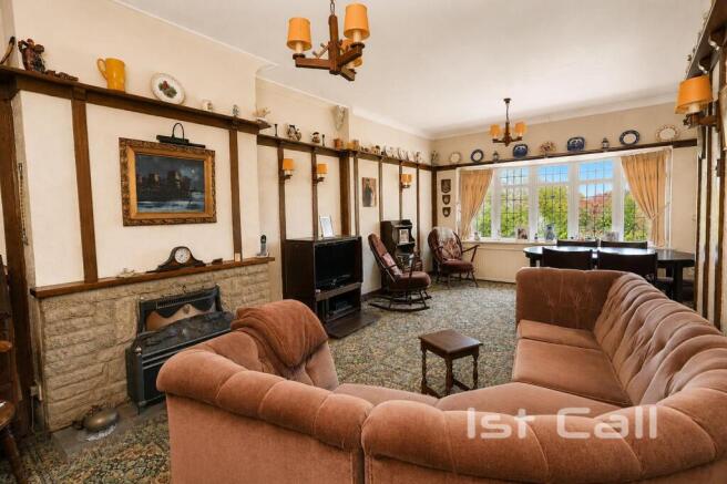 Open Plan Living/ Dining Room