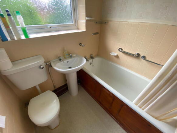 3 bed Semi-Detached for sale Image 10