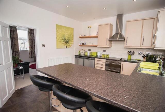 BREAKFAST KITCHEN