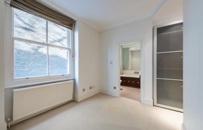 Drayton Court 5a-10-2. Low Res.jpg
