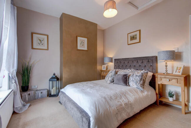 Master Bedroom - ...