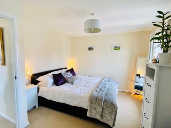 Bedroom 1 (Double)