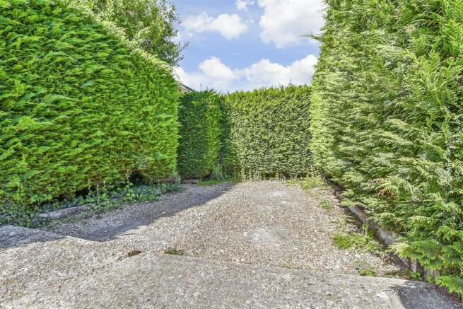 Driveway/Parking