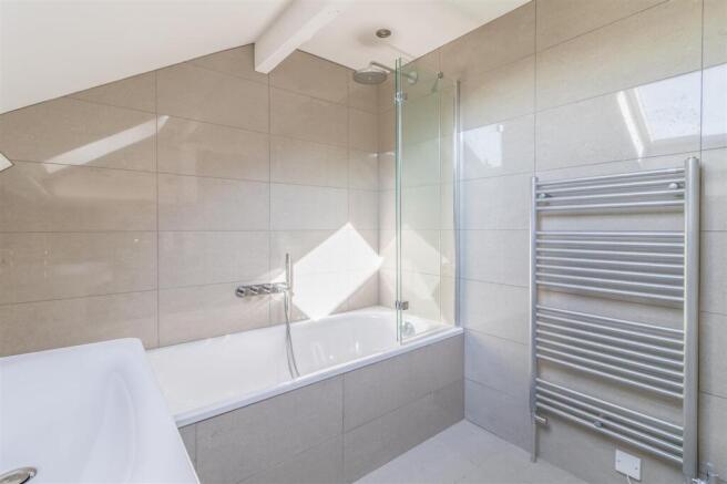 2 bed Semi-Detached for sale Image 12