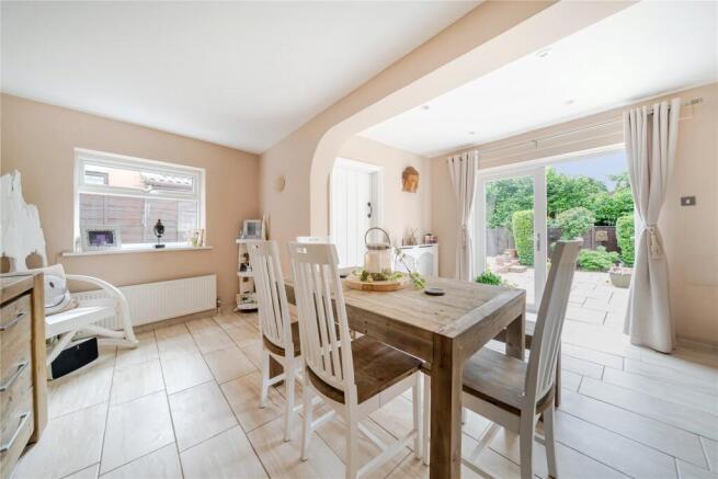 Frimley Green Road, Frimley, Camberley, Surrey, GU16 photo 4