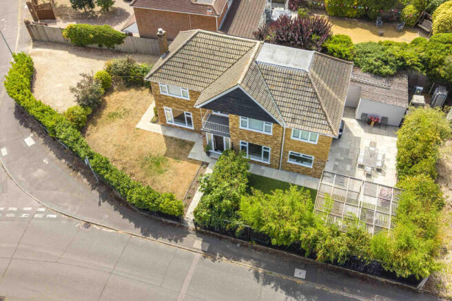 1 Cherrywood Gardens, HP10 9AX Drone (LOW RES)-2
