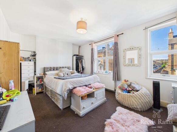 3 bed Terraced for sale Image 12