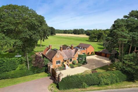 Ridge Lane, Newnham, Hook, Hampshire, RG27