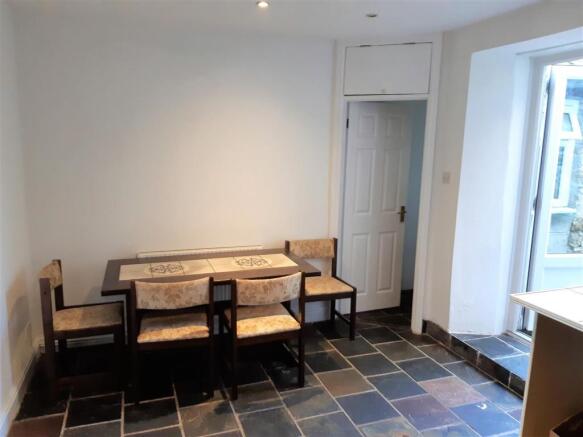 Kitchen & Dining 2.jpg
