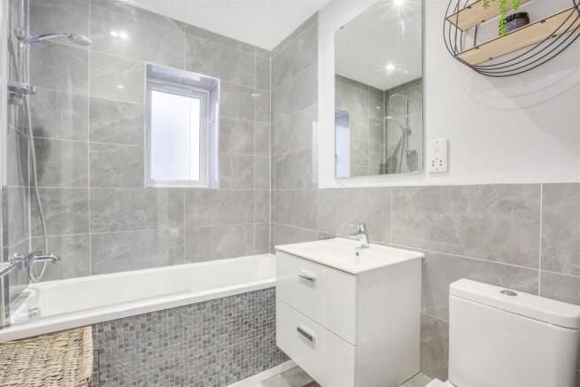 62 Windrush Court, HP13 7UL-8.jpg