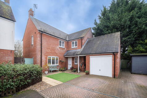 Orchard Close, Cosgrove, Milton Keynes, MK19 7FA