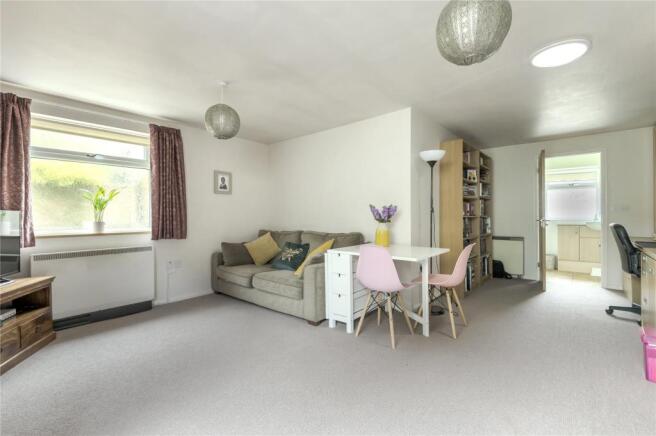 Family Room/Bed 4