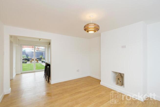 16WoodlandsRd_gwi_5275EW.jpg