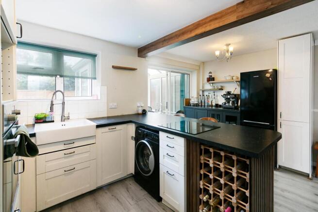 3 bed Semi-Detached for sale Image 4