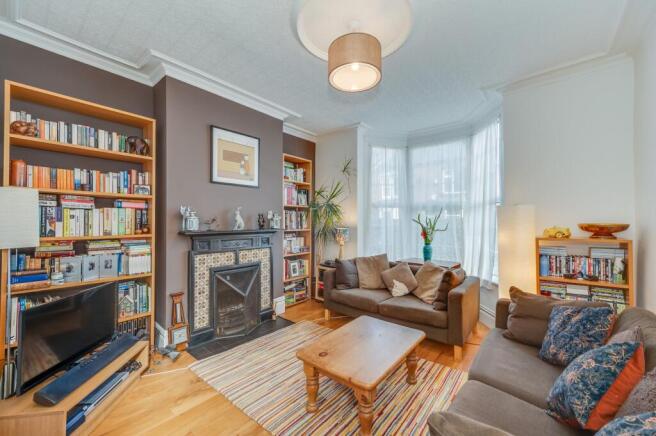 KITCHEN, DINER AND LIVING ROOM
