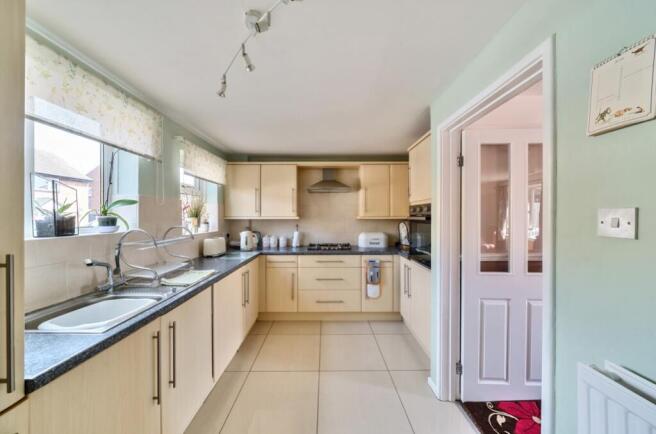 1314133-11-685d7f5032db7