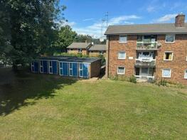 Flat 6, Tulip House, Carrington Close, Redhill RH1 1DD