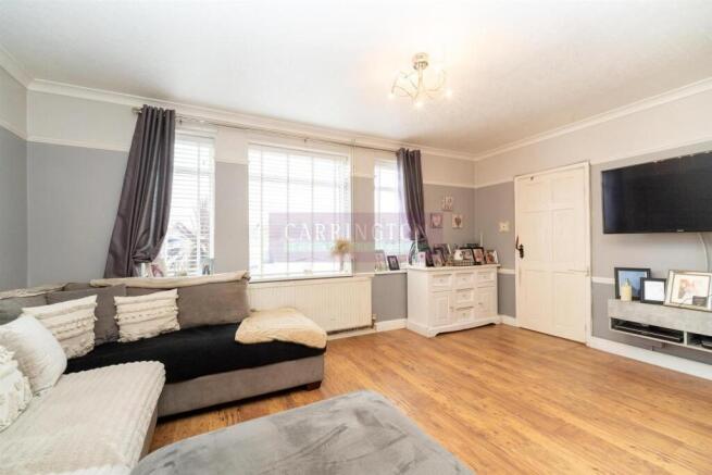 'L' Shape Reception Room