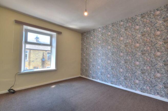 BEDROOM 1.jpg