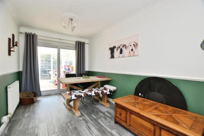 3 bed Semi-Detached for sale Image 7
