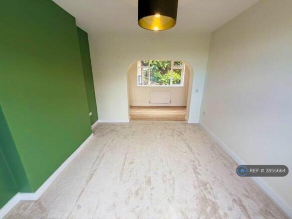 3 bed Detached to rent Image 8