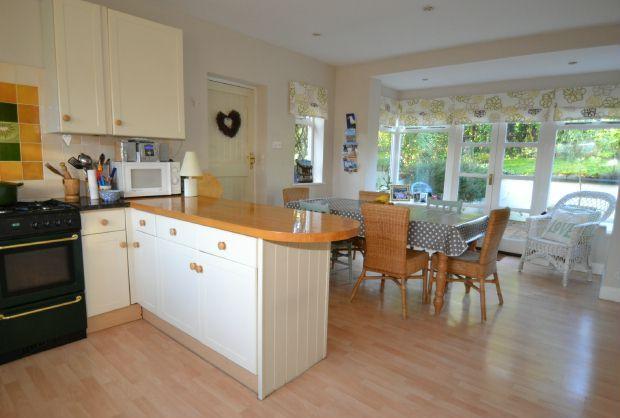 Kitchen/Breakfast Ro
