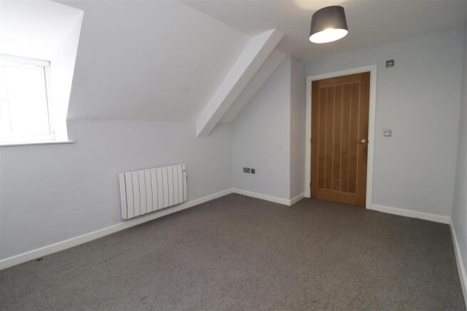 2 bed Apartment for sale Image 7