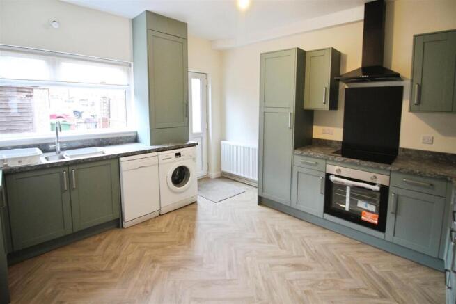 2 bed Terraced for sale Image 4