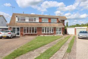 19, Reeds Way, Wickford SS12 0EA