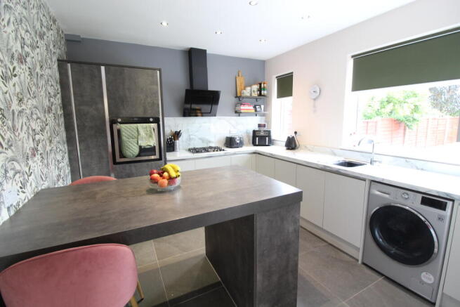 Mead Avenue, Leyland, Lancashire photo 4
