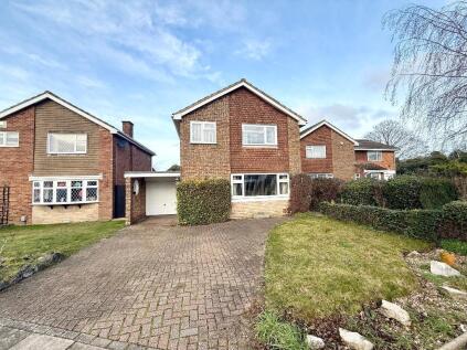 Turnpike Drive, Warden Hills, Luton, Bedfordshire, LU3 3RB