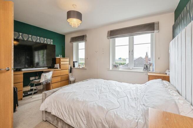 4 bed Detached for sale Image 10
