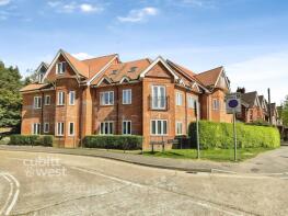 12, Hurst Park, Horsham RH12 2JA