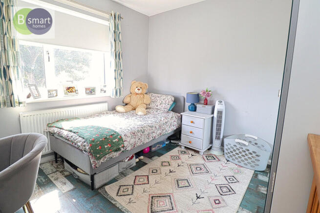 3 bed Semi-Detached for sale Image 8