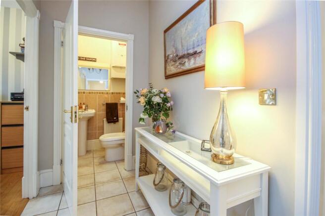 Hallway/Cloakroom