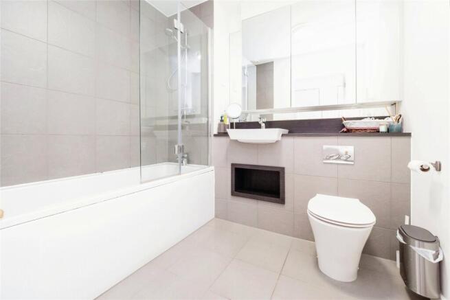 St. John's Road, LONDON, London, E6 photo 4
