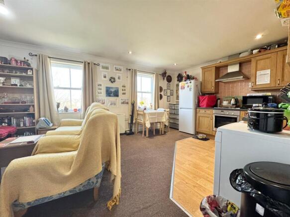 Lounge/Diner/Kitchen