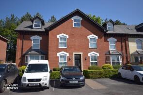 Flat 1, 238 240 London Court, London Road, Newbury RG14 2BT