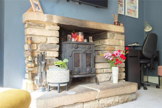 2 bed Terraced for sale Image 5