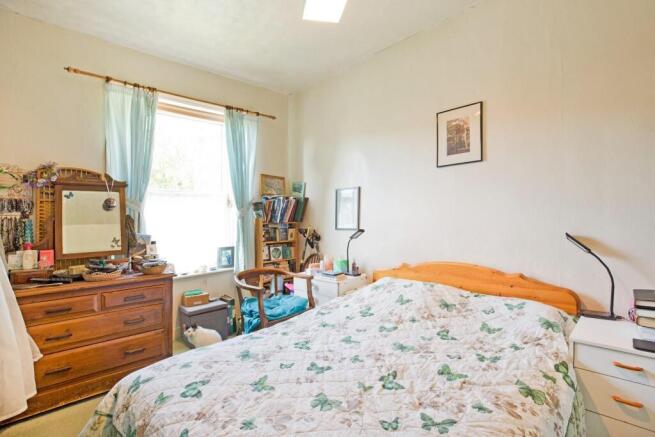 3 bed Terraced for sale Image 8