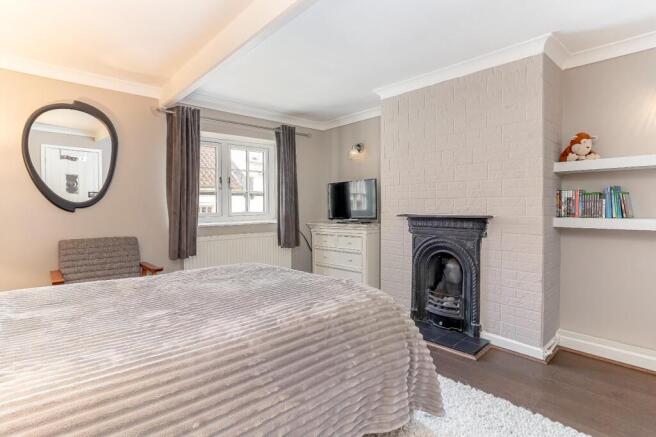 3 bed House for sale Image 7