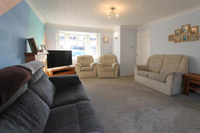Ensall Drive, Stourbridge photo 4