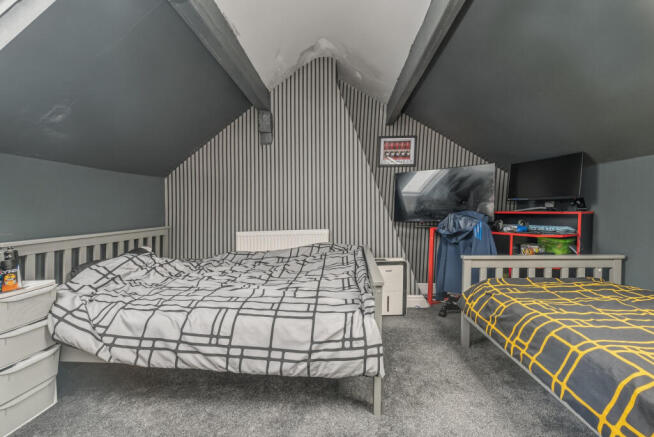 3 bed Terraced for sale Image 12