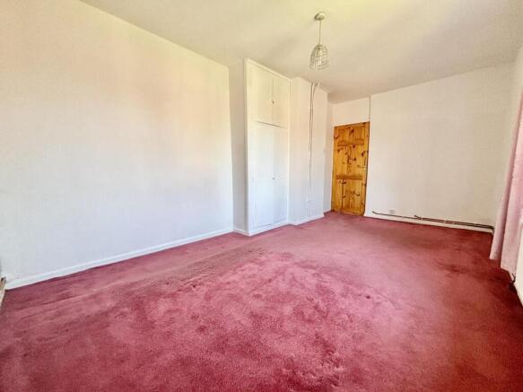 3 bed Semi-Detached for sale Image 11