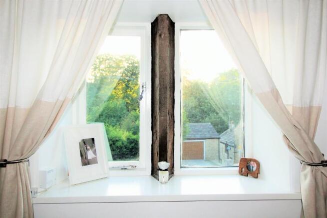 Feature window