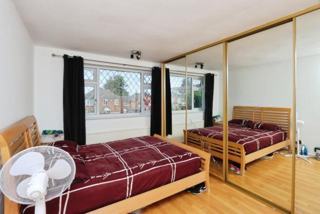 3 bed Semi-Detached for sale Image 8