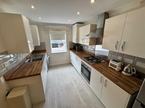 Open Plan Kitchen and Dining Room